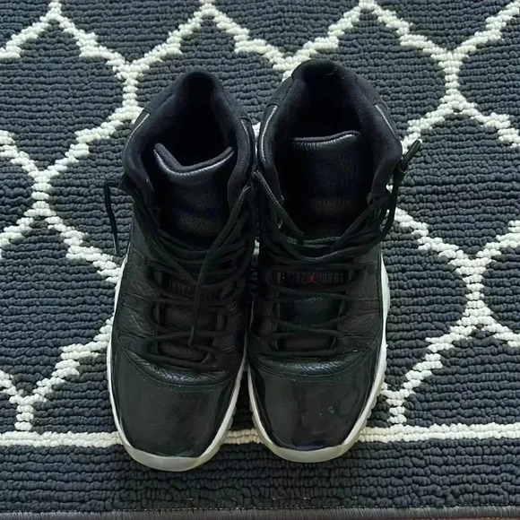 BOYS 7 YOUTH Jordan 11 Retro 72-10 (GS) - Picture 4 of 9